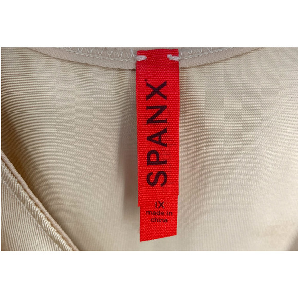 Spanx by Sara Blakely Scoop Neck Shapewear Tank Plus Size 1X Nude Beige - Picture 2 of 5
